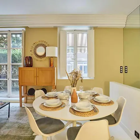 Stylish In Le Marais, Centre